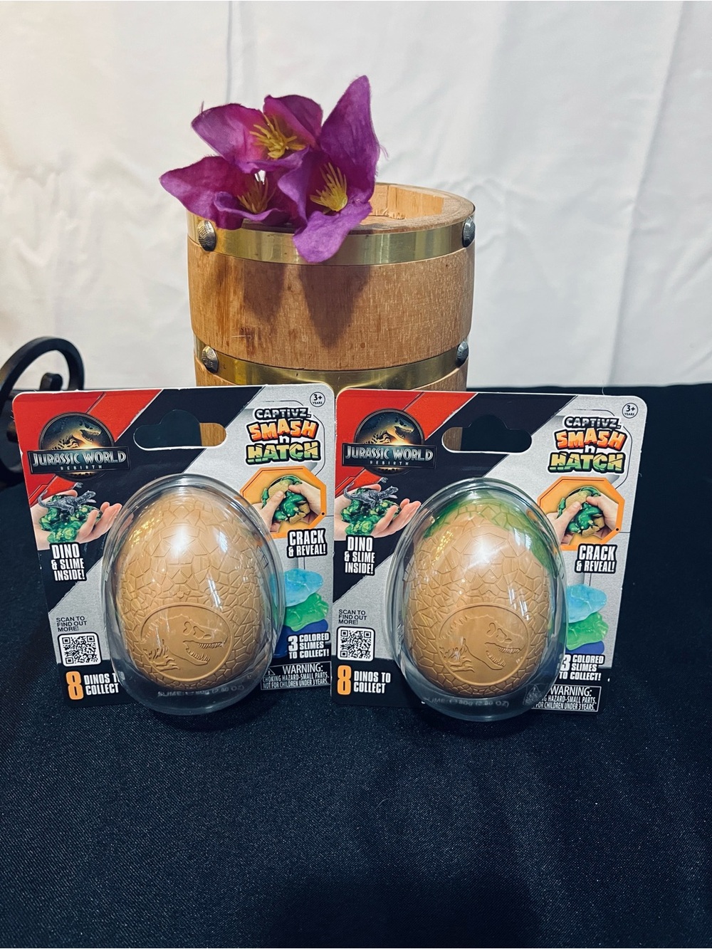 Jurassic World Captive Smash & Hatch Dinosaur Egg - Brown